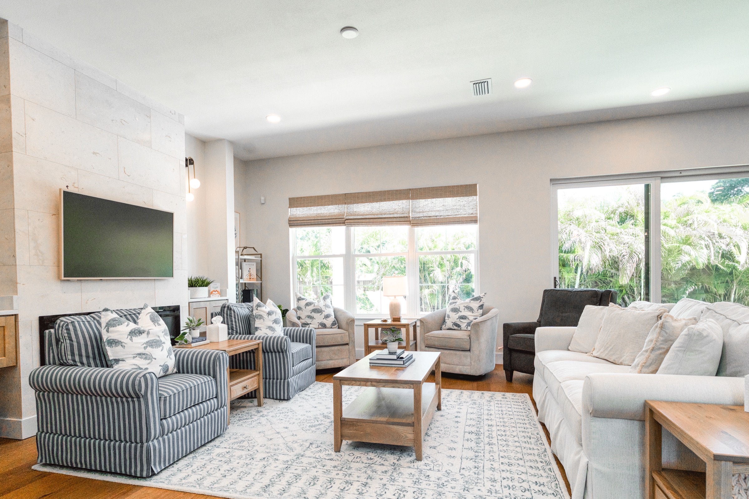 A living room after cleaning by Refined Spaces