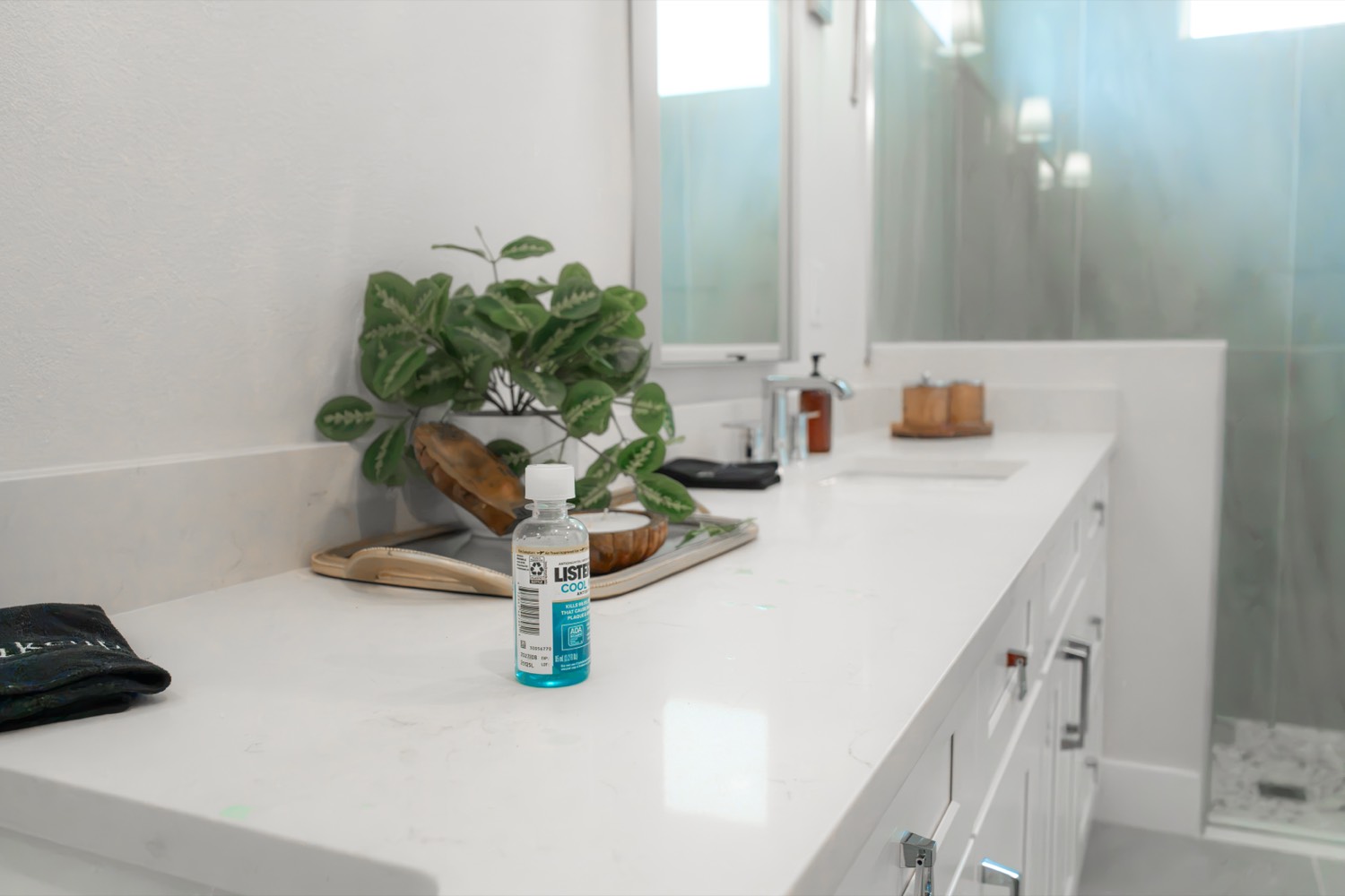 Bathroom counters before cleaning